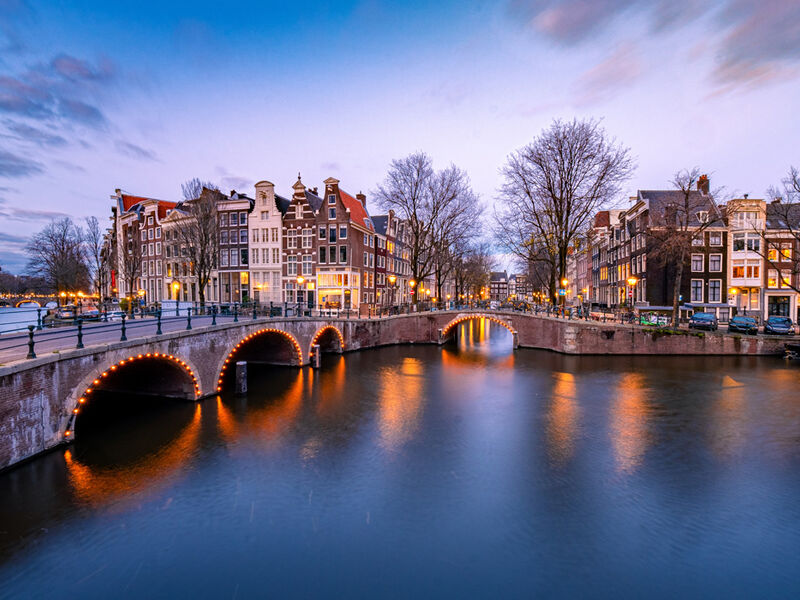 Comfort Benelux & Paris & Almanya Turu Pegasus Hava Yolları ile 7 Gece Ekstra Turlar Dahil ORY- AMS - 1139