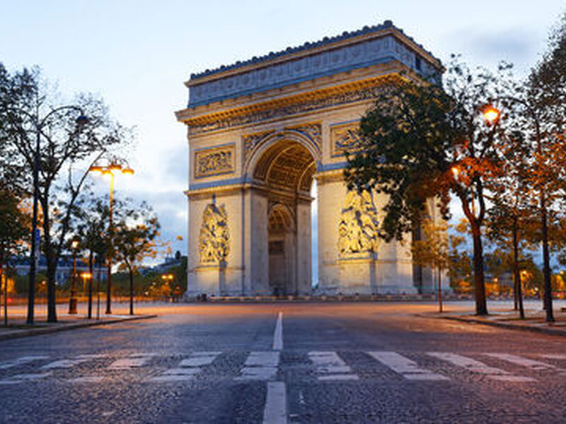 Görkemli Dörtlü Benelüx & Fransa & Almanya & İsviçre 7 Gece - THY ile (2026 Yaz Dönemi) (DUS - BSL) AT-1302