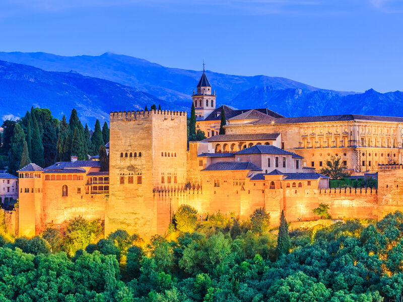 Comfort İspanya & Endülüs Turu Türk Hava Yolları ile 7 Gece Ekstra Turlar Dahil 2026 Dönemi MAD-BCN