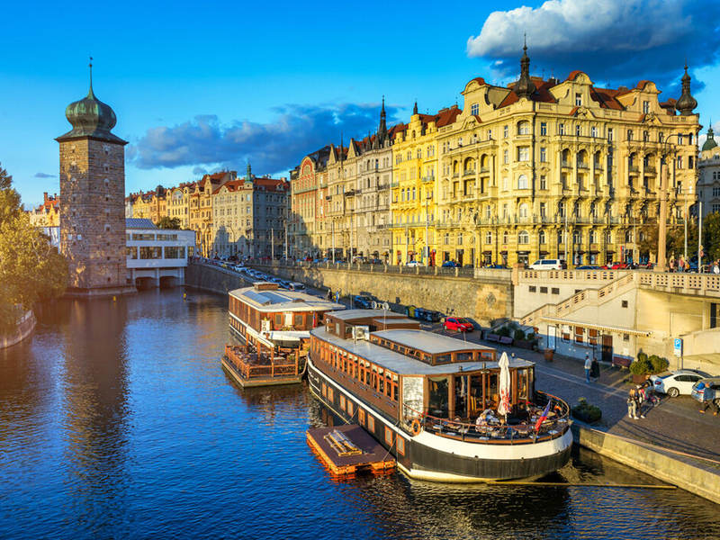 Uçaklı Orta Avrupa Masalı Turu 7 Gece VIE VIE (PGS - 25.05 Kurban Bayramı) - 1203