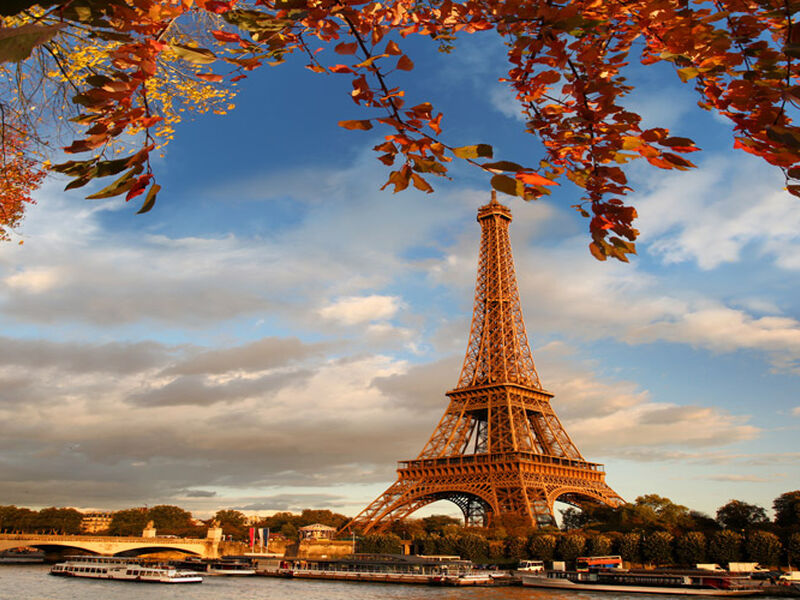 İzmir`den Direkt Hareket Görkemli Paris ve İncileri 3 Gece - SunExpress ile 19 Mart Hareket (Ramazan Bayramı Özel) AT1247