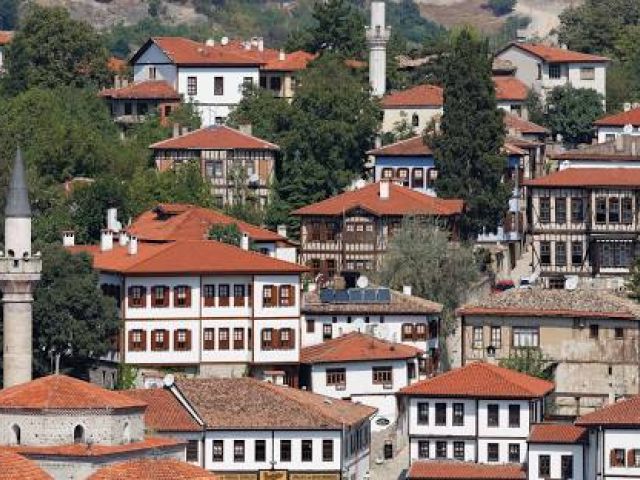 İkonik Safranbolu Amasra Abant Turu | 1 Gece Otel Konaklamalı İstanbul Çıkışlı - GP-008