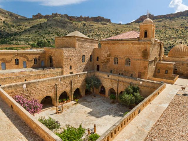 İkonik Mardin Turu | 2 Gece Konaklamalı Uçaklı İstanbul Çıkışlı 19 Mayıs Özel - GP-002