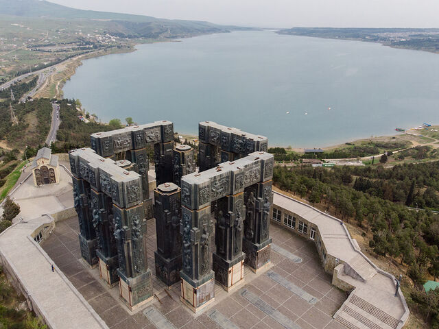 İkonik Gürcistan Turu Tiflis – Batum – Kutaisi – Gori|3 Gece Otel Konaklamalı Uçaklı İstanbul Çıkışlı  - GT-006