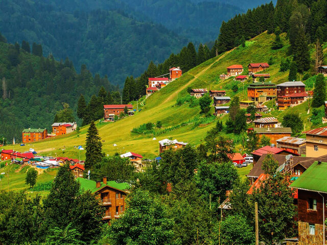 İkonik Kars ve Gürcistan Turu Tiflis Batum Borjomi Gori 4 Gece Konaklamalı - 29 Nisan Hareketli GT-016