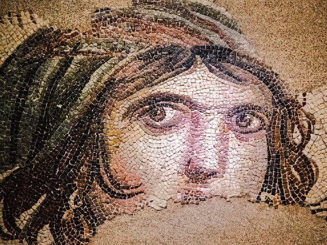 İkonik Gap Turu|4 Gece Konaklamalı Uçaklı İzmir Çıkışlı Kurban Bayramı Özel Adana Başlar - GT-080