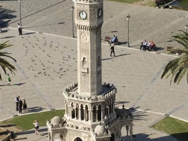 İkonik Salda Gölü Pamukkale Çeşme Alaçatı Turu | 1 Gece Konaklamalı İstanbul-Bursa Çıkışlı - GT-124
