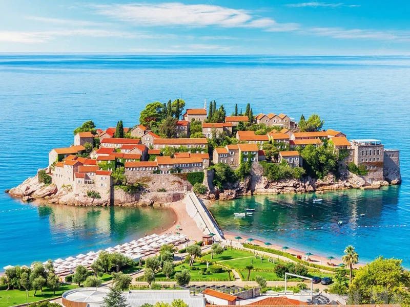 Adriyatik Kıyıları Budva Turu AJet Havayolları İle 4 Gece Konaklamalı