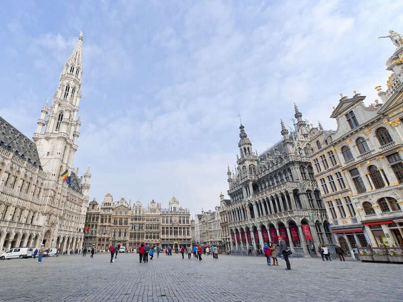 PGS ile Viva Benelux Paris Alsace ve Isvicre Turu AMS-BSL - T203-24858