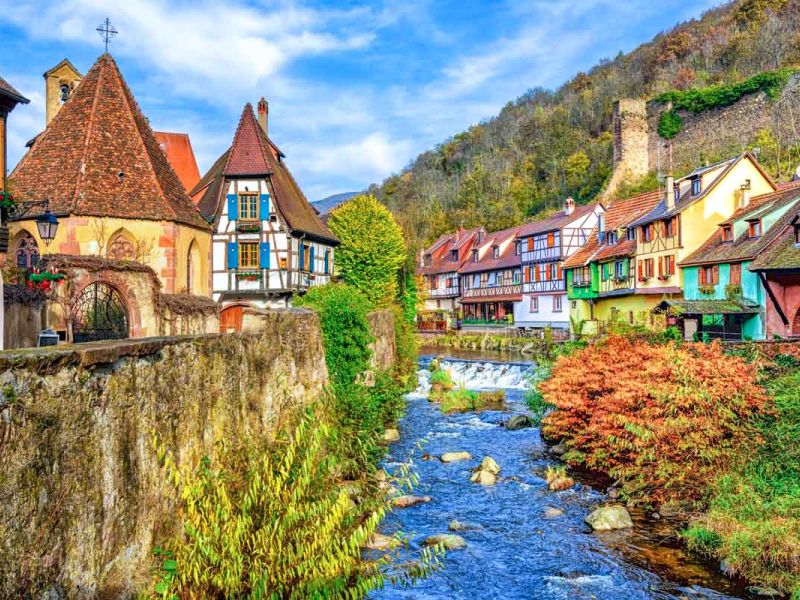 Comfort Alsace Fransa Almanya İsviçre Noel Pazarları Turu Pegasus Hava Yolları ile 3 Gece Ekstra Turlar Dahil Kasım-Aralık 2026