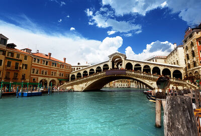 İzmir`den Direkt Hareket Görkemli Büyük İtalya 7 Gece - SunExpress Hava Yolları ile (2026 Kış Dönemi) AT1240