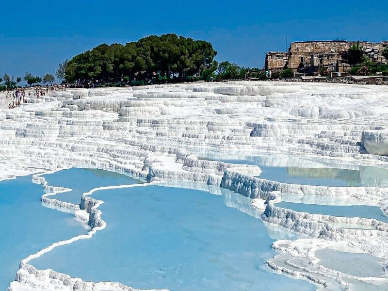 Bozcaada Ayvalık Çeşme Kuşadası Pamukkale Salda Gölü Turu (2 Gece Otel Konaklamalı)