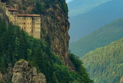 İkonik Karadeniz Yaylalar ve Batum Turu Trabzon Başlar| 3 Gece Konaklamalı İstanbul Havalimanı Çıkışlı - GT-121