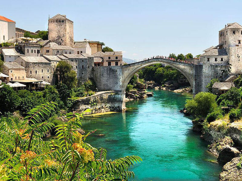 Kosovalı Büyük Balkanlar Turu AJet ile Ekstra Turlar ve Akşam Yemekleri Dahil TIA-PRN